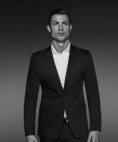 拜仁慕尼黑主场轻取勒沃库森