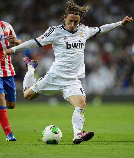 奎因成为鹈鹕队史第二位单节砍20分+5助攻的球员