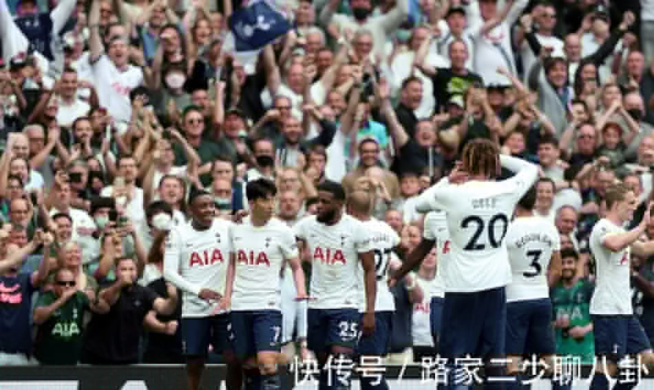 利物浦与桑德兰战平，萨拉赫替补登场未改劣势，桑德兰防守严密，最终以1比1告终。