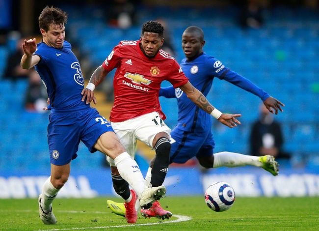 今年上海双雄争冠战启用外籍裁判，去年的主裁为傅明、李海新