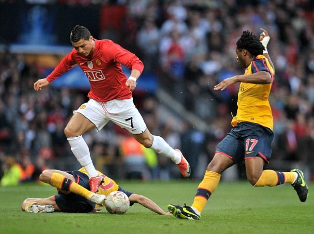 周定洋坐镇，亚冠成都蓉城VS神户胜利船，韦世豪+德尔加多领衔进攻